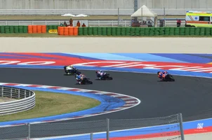 V lovu na drugo skupino