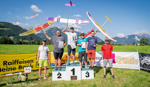 Michael (2.), Jan (Sieger) sowie Thorsten und Lubos (geteilte Dritte) (v.l.n.r.)