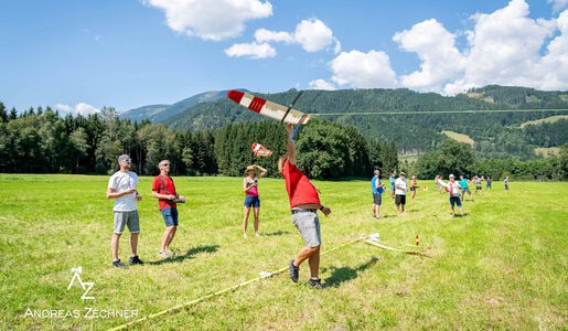 Kurt als Organisator (2.v.l.) beim Start
