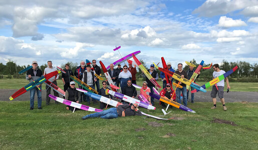 Windig und bunt, das Gruppenbild
