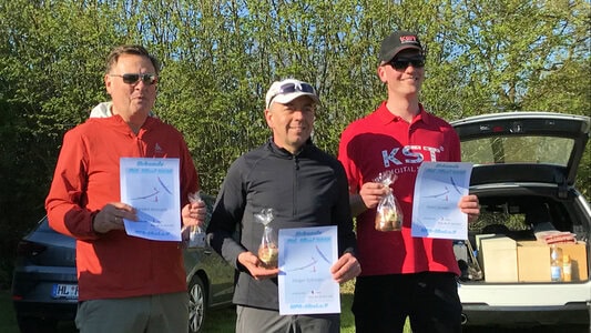 Die Gewinner - Karsten (2.), Holger (Sieger) und Henri (3.) (v.l.n.r.)