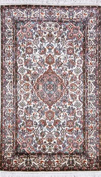 Kashmir-Seide - Teppich aus Kashmir,  Natur-Seide, Größe: 78x125cm Sonderpreis: € 715,-