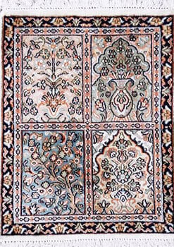 Kashmir-Seide - Teppich aus Kashmir,  Natur-Seide, Größe: 46x64cm Sonderpreis: € 216,-