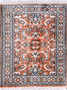 Kashmir-Seide - Teppich aus Kashmir,  Natur-Seide, Größe: 48x63cm Sonderpreis: € 222,-