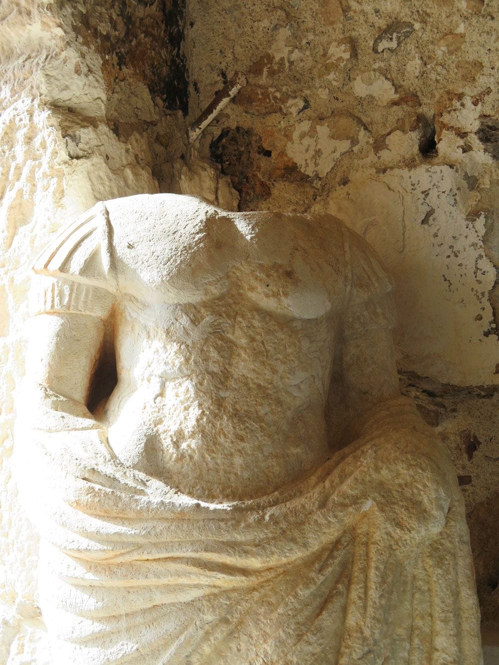 Curiosidades de Consuegra - Busto de Augusto