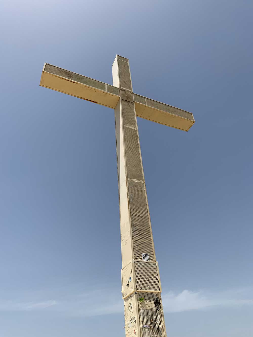 Qué ver y hacer en Bernidorm - Cruz de Benidorm