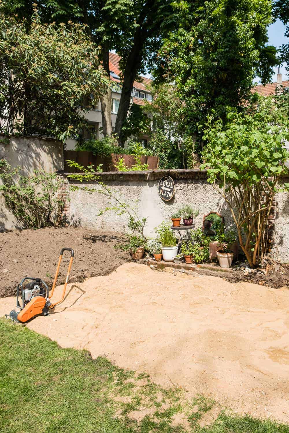 Terrasse bauen, Unterbau erstellen
