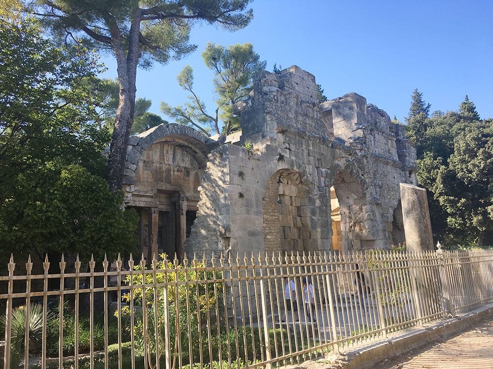 Qué ver en Nîmes - Templo de Diana