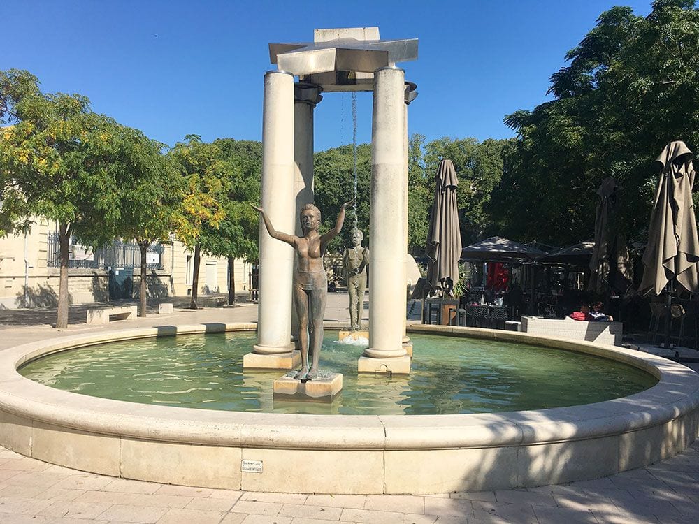 Escapadas en tren desde Barcelona al Sur de Francia - Nîmes - Plaza d'Assas