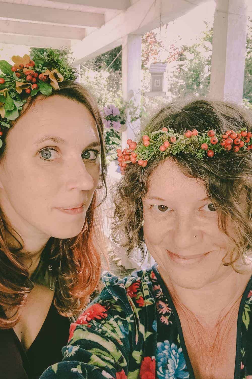 Was kommt dabei heraus wenn zehn Garten-Blogger ein Erntedank-Fest feiern? Üppige Blumendeko, köstliche Gemüsegerichte und sehr glückliche Menschen.