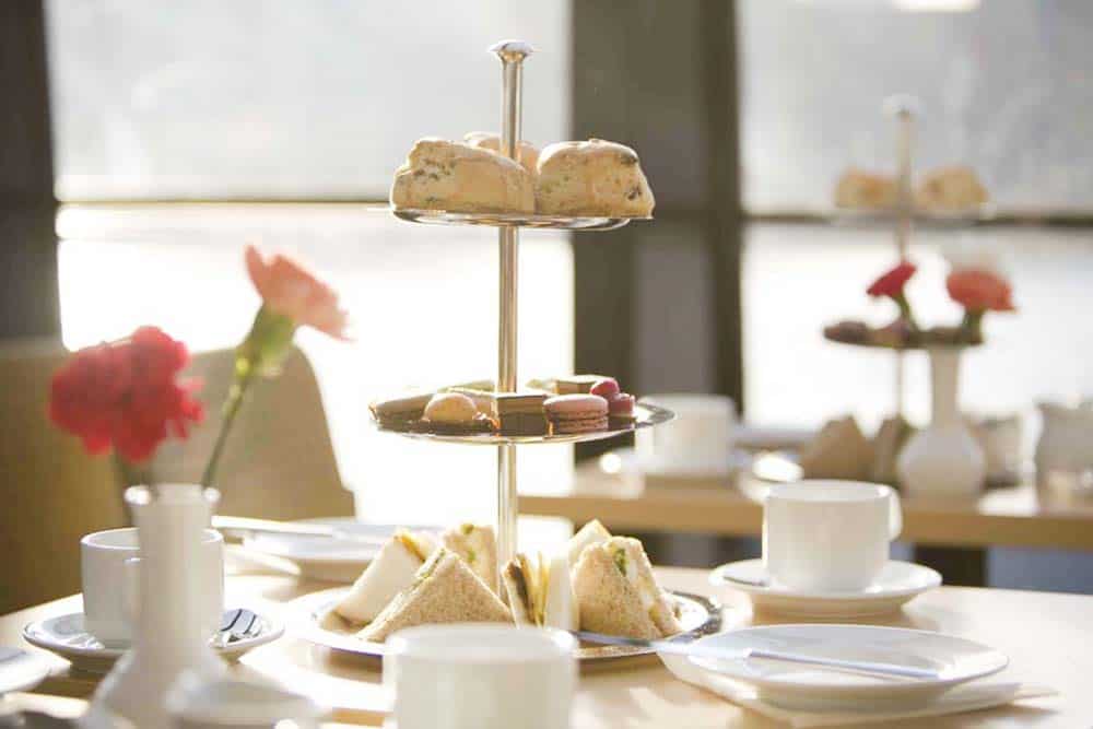 Afternoon tea cruise London itinterary