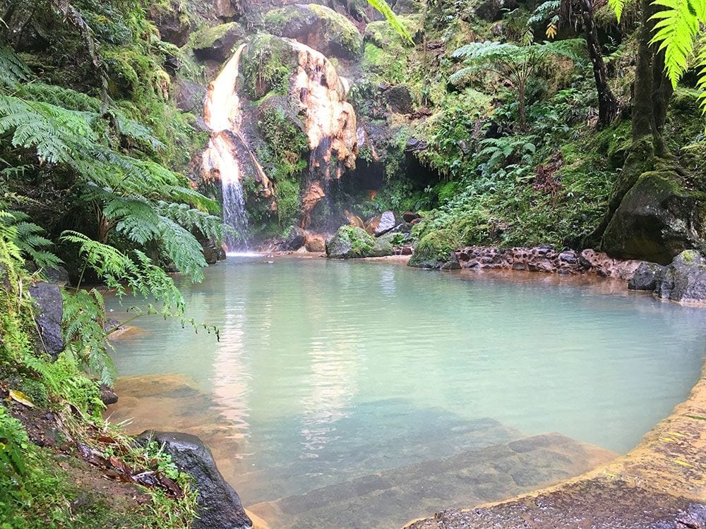Caldeira Velha - São Miguel - Islas Azores - Cascada