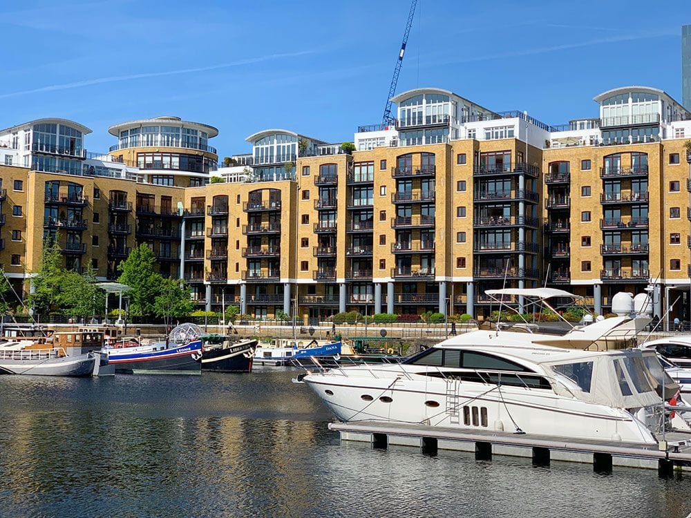 Planes diferentes en Londres - Yates en St. Katharine Docks