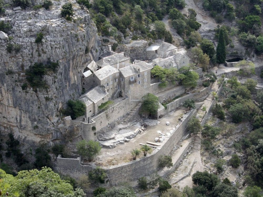 Qué ver en Brač - Croacia - Monasterio de Blaca