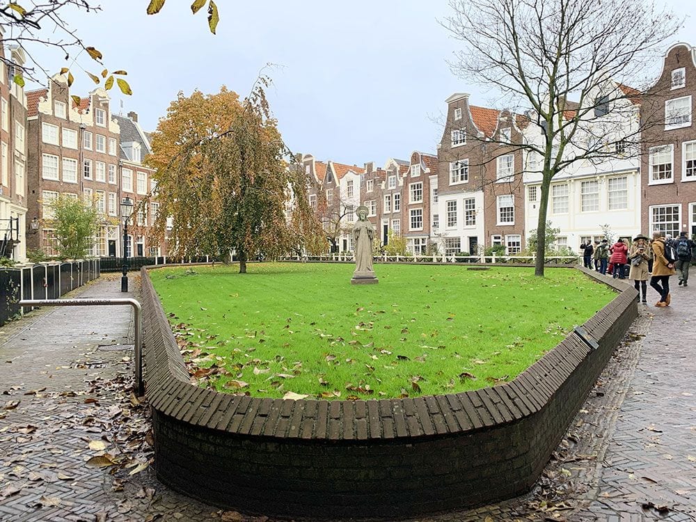 Rincones secretos de Amsterdam - Patio interior de Bejinhof