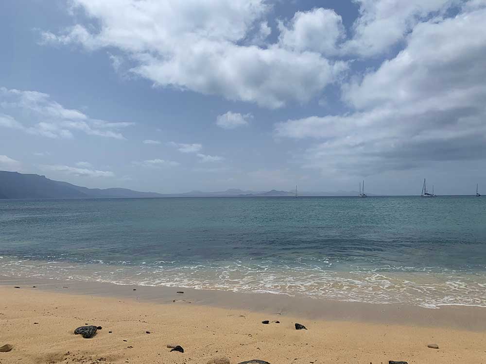 El Atlántico visto desde la Playa de La Francesa