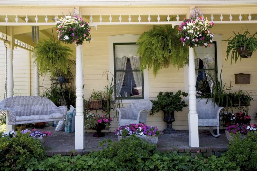 CONTAINER GARDEN PORCH VERANDA IDEAS