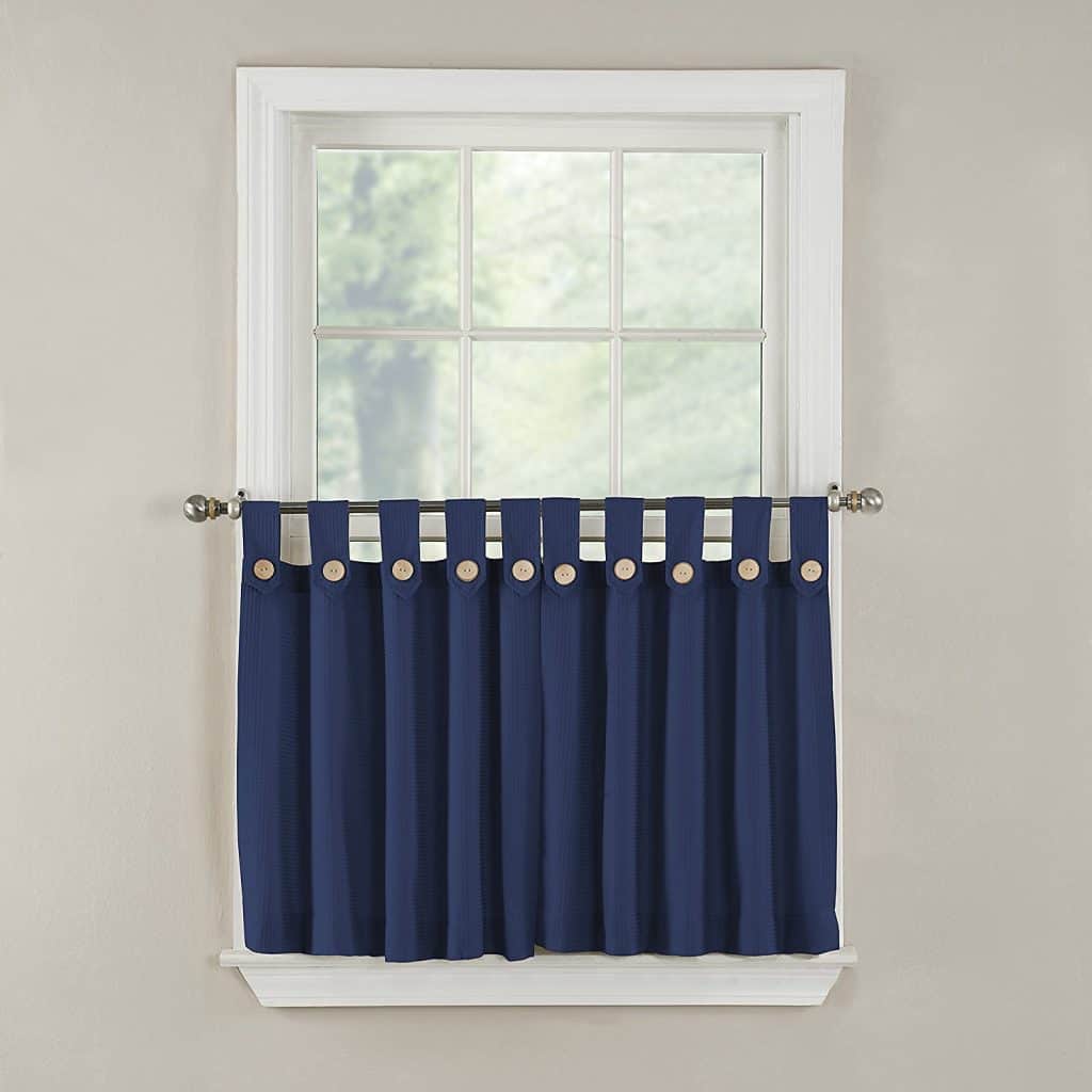 Tips & Ideas for Choosing Bathroom Window Curtains (WITH PHOTOS!)