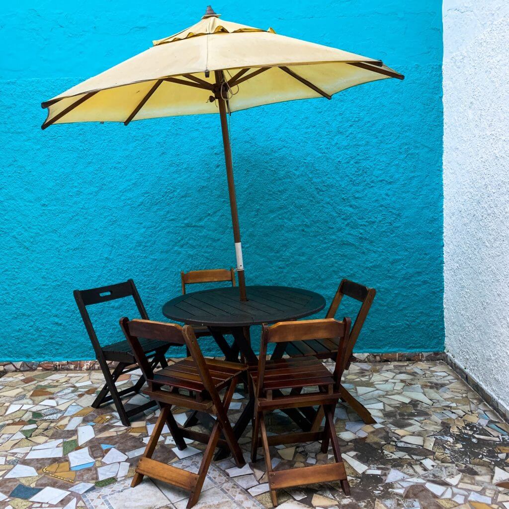 BEST SMALL PATIO TABLE SET WITH UMBRELLA