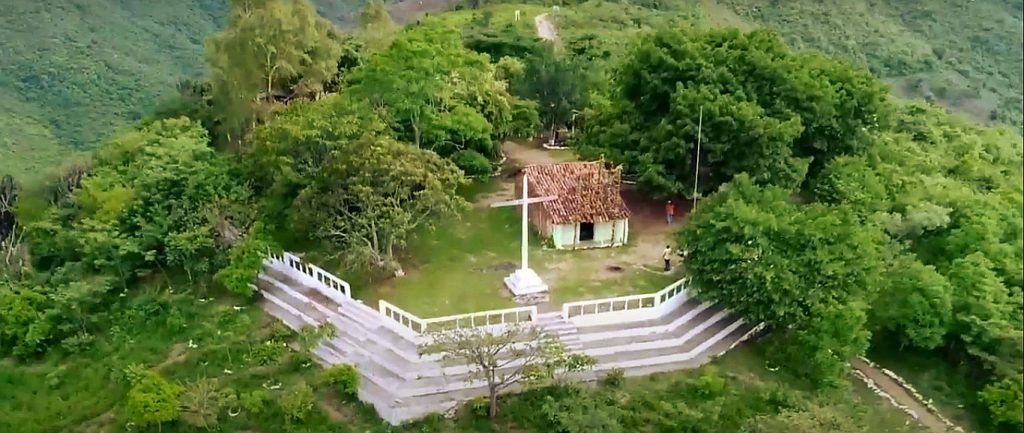Alto del Cerro de la Santa Cruz en Salamá