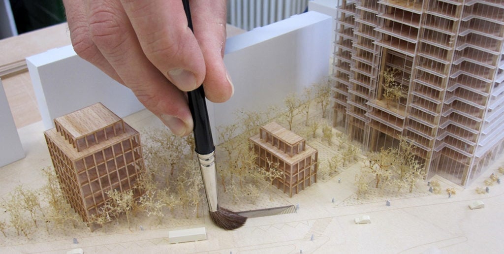 nettoyage et dépoussiérage d'une maquette d'architecture