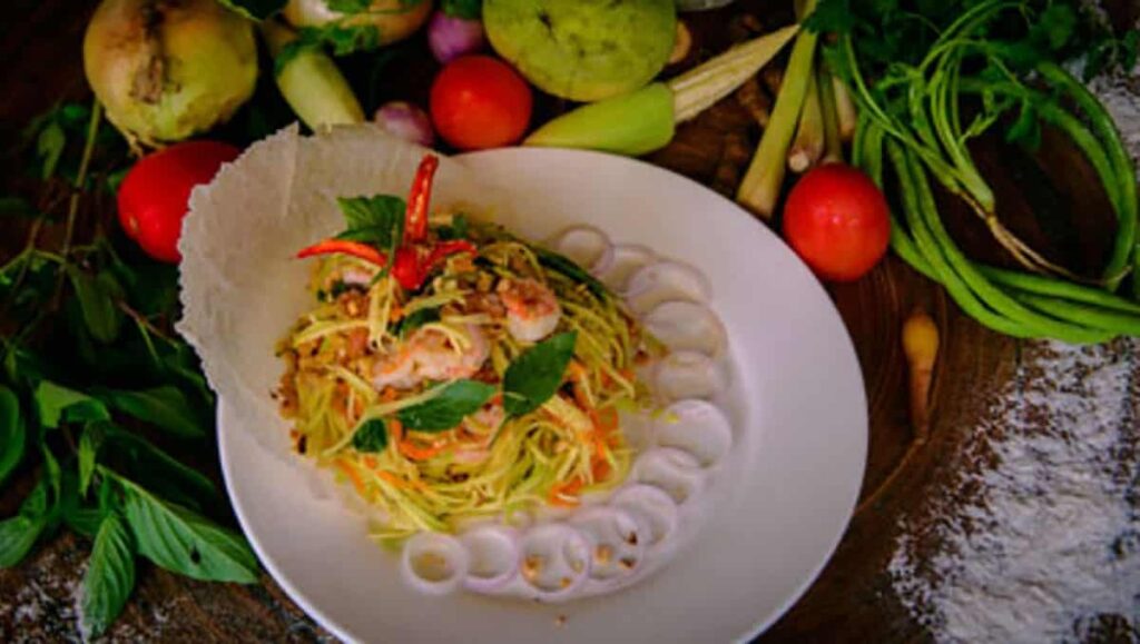 Green mango salad, learn to cook Cambodian cuisine at Le Tigre de Papier