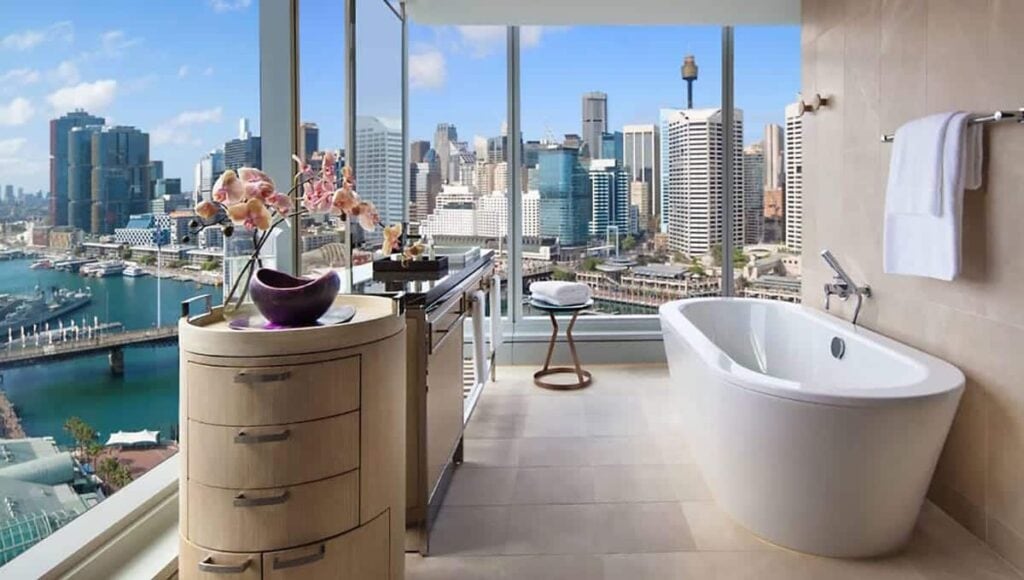 Sofitel Sydney Darling Harbour, breathtaking baths with a view in Australia