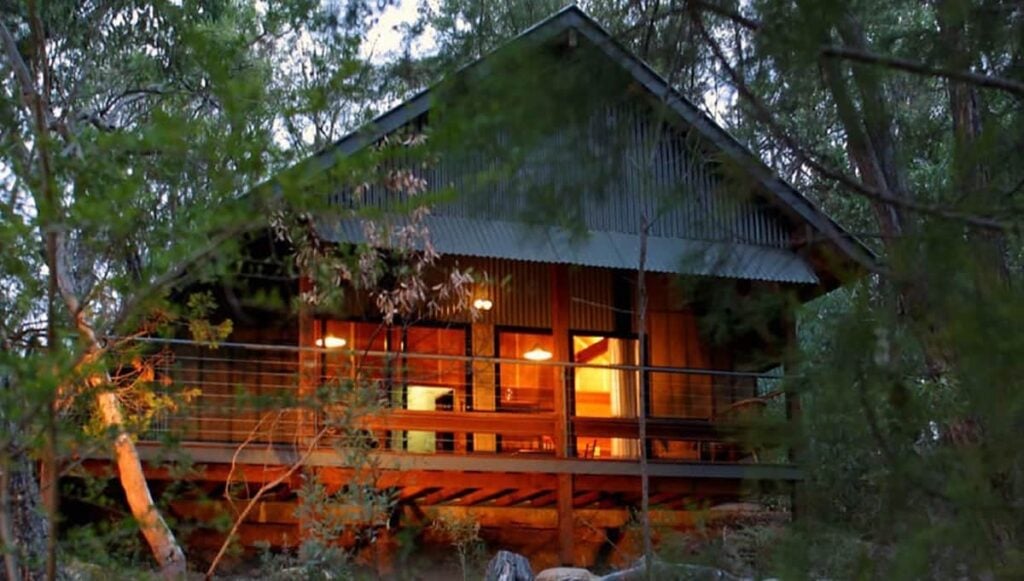 Queensland Retreats - Girraween Environmental Lodge
