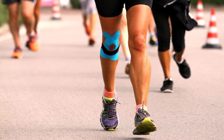 running with knee bandage