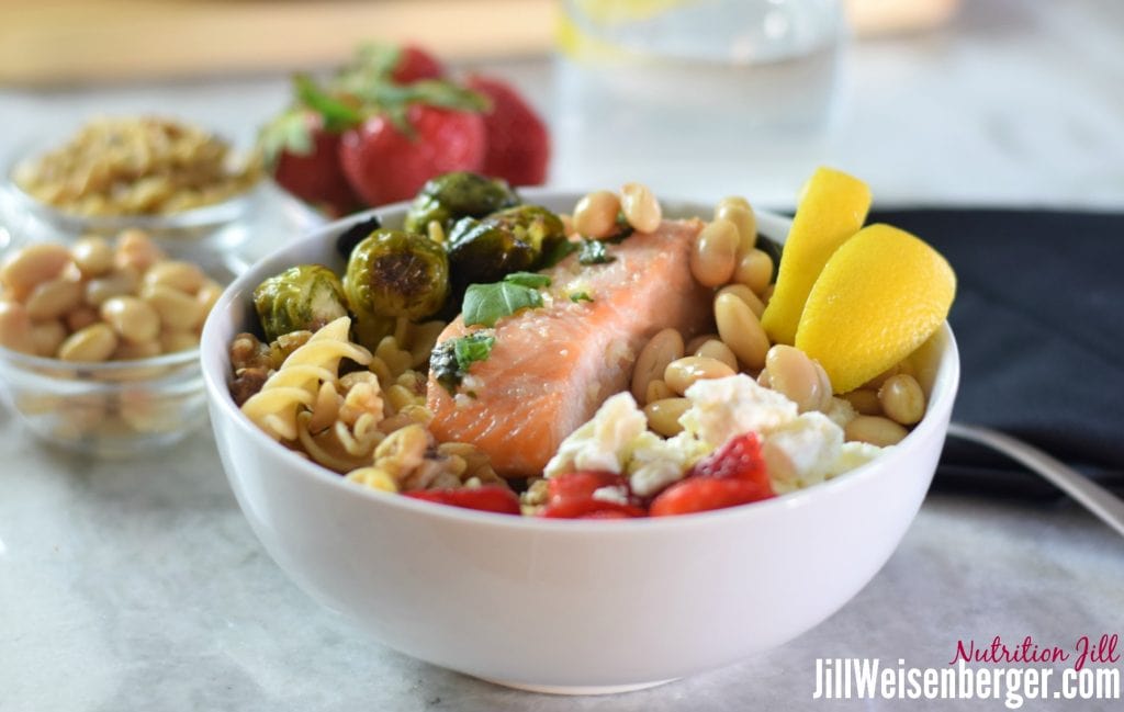 Packing a nourish bowl is an important part of your diabetes bedtime routine.