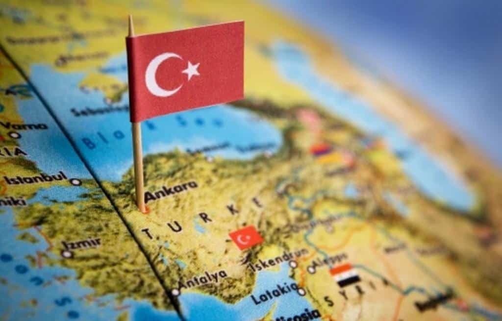 الاستثمار في تركيا