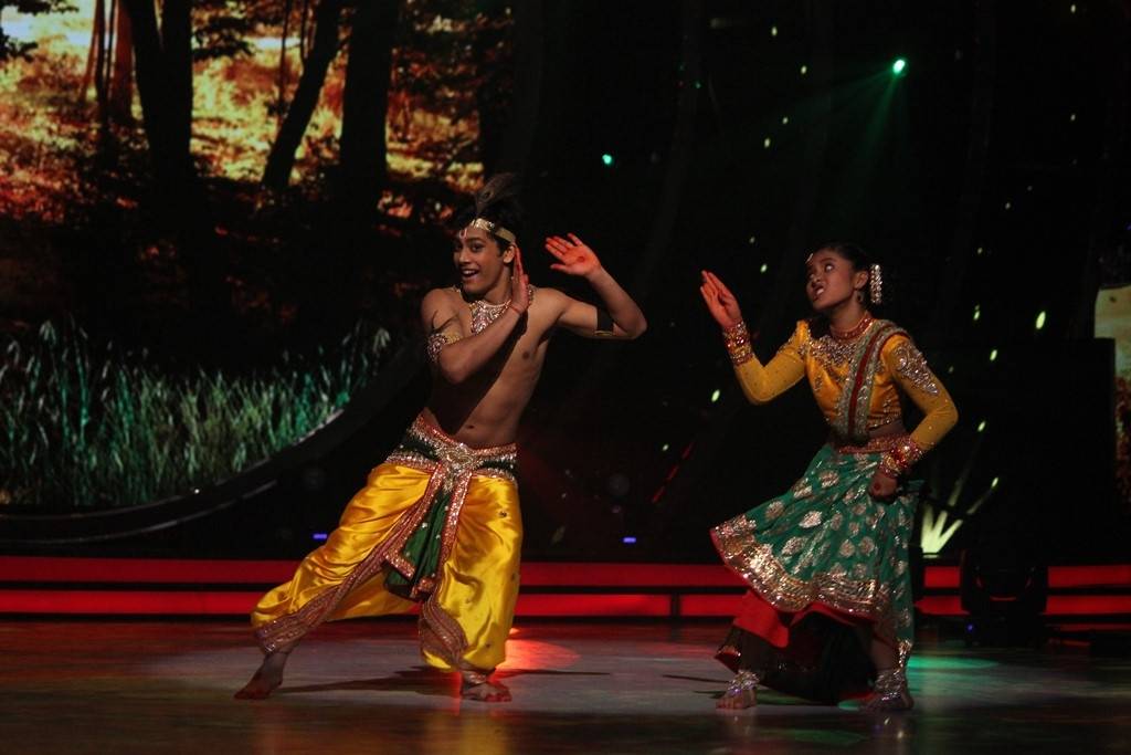 Biahri Angel Swasti Nitya At Jhalak Dikhhla Jaa Season 9 Jhalak dikhhla jaa 9 winner teriya magar belongs to nepal, and had previously also won the third season of dance india dance li'l masters. at jhalak dikhhla jaa season 9