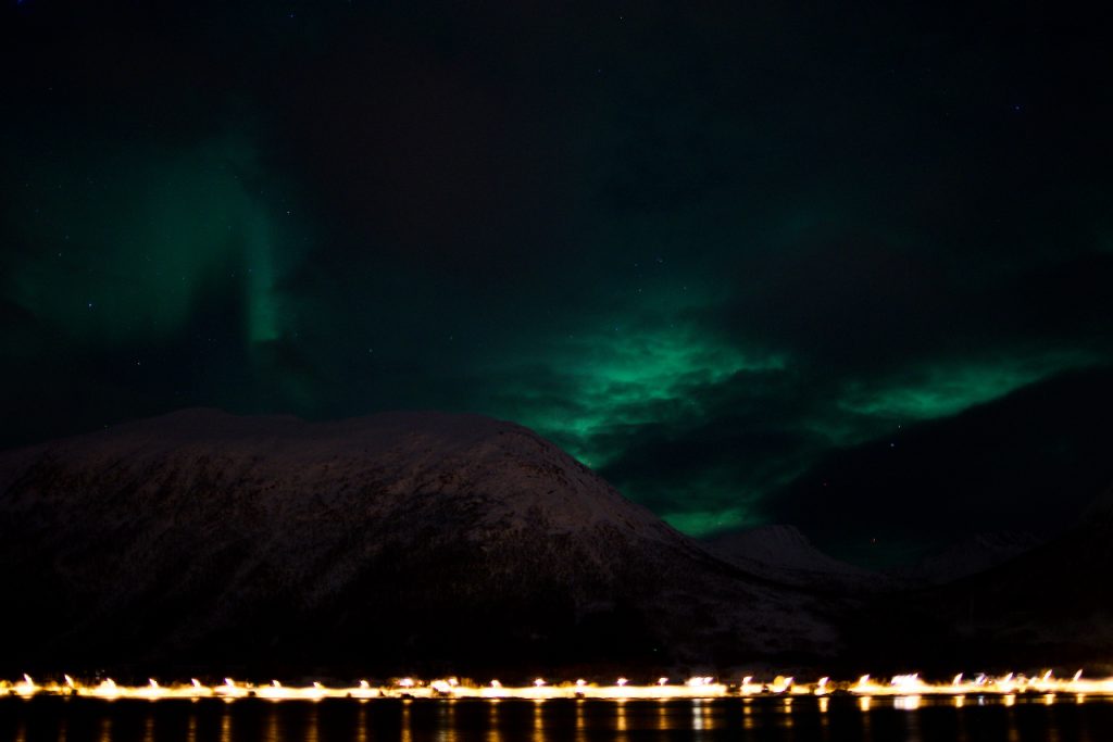 Unbeschreibliche Nordlichter in Sommarøy Troms Unbeschreibliche Nordlichter in Sommarøy Troms