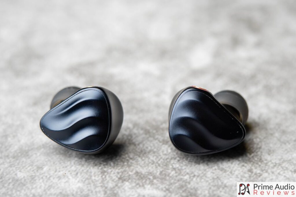 FiiO FH3 faceplates up close