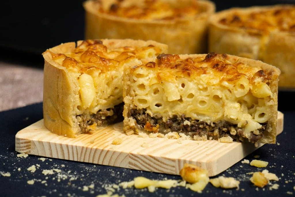 Haggis Scottish Macaroni Pie - Macaroni and cheese pie with haggis recipe
