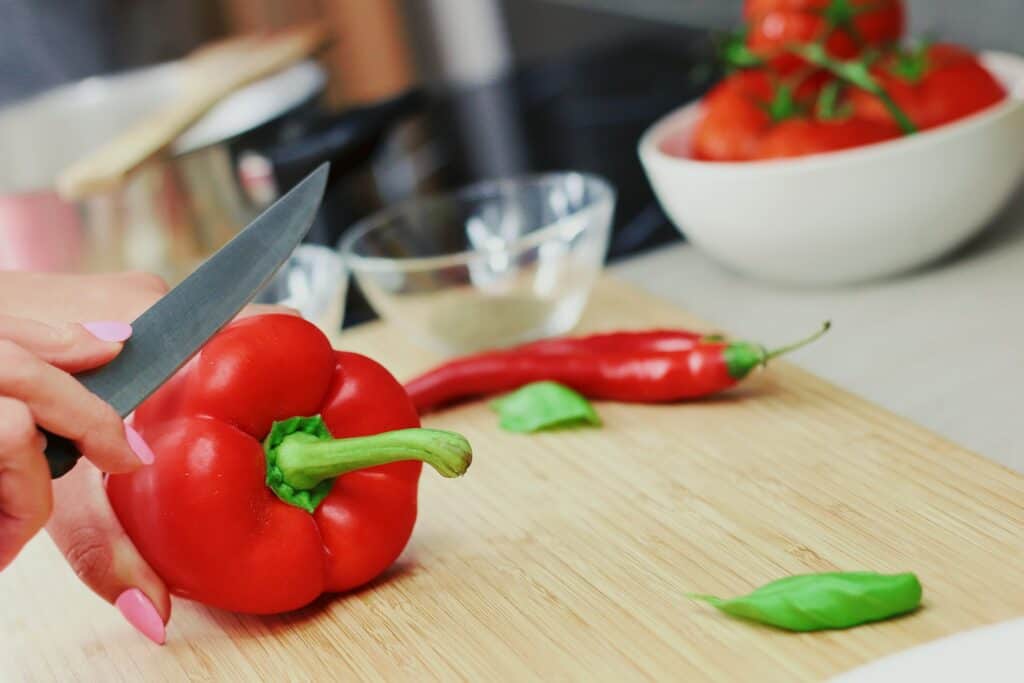 Dietary management of ulcerative colitis