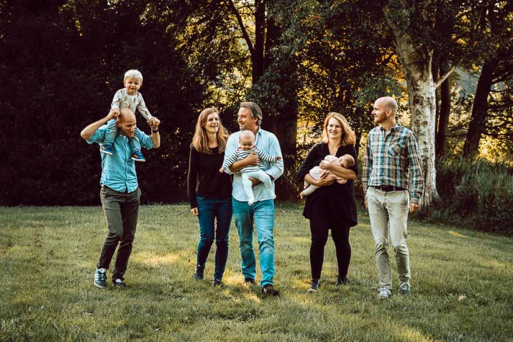 familie fotoshoot in het bos