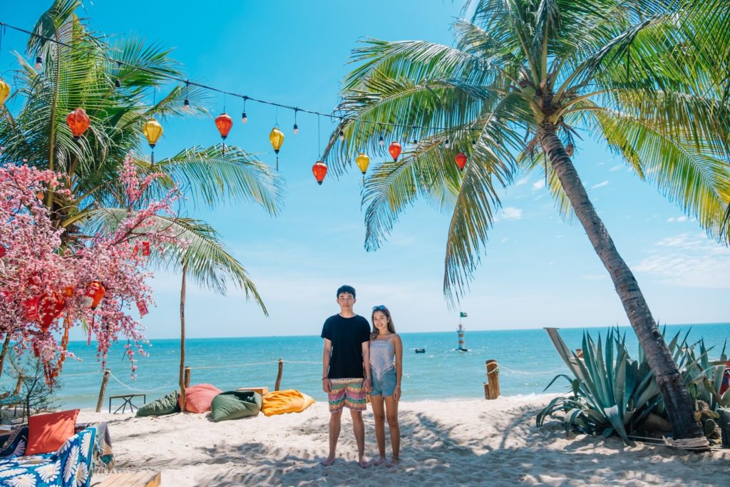 Coco Beachcamp La Gi các chương trình khuyến mãi hot 2021 29 Bãi biển và hàng dừa xanh mát ở Coco Beach Camp La Gi
