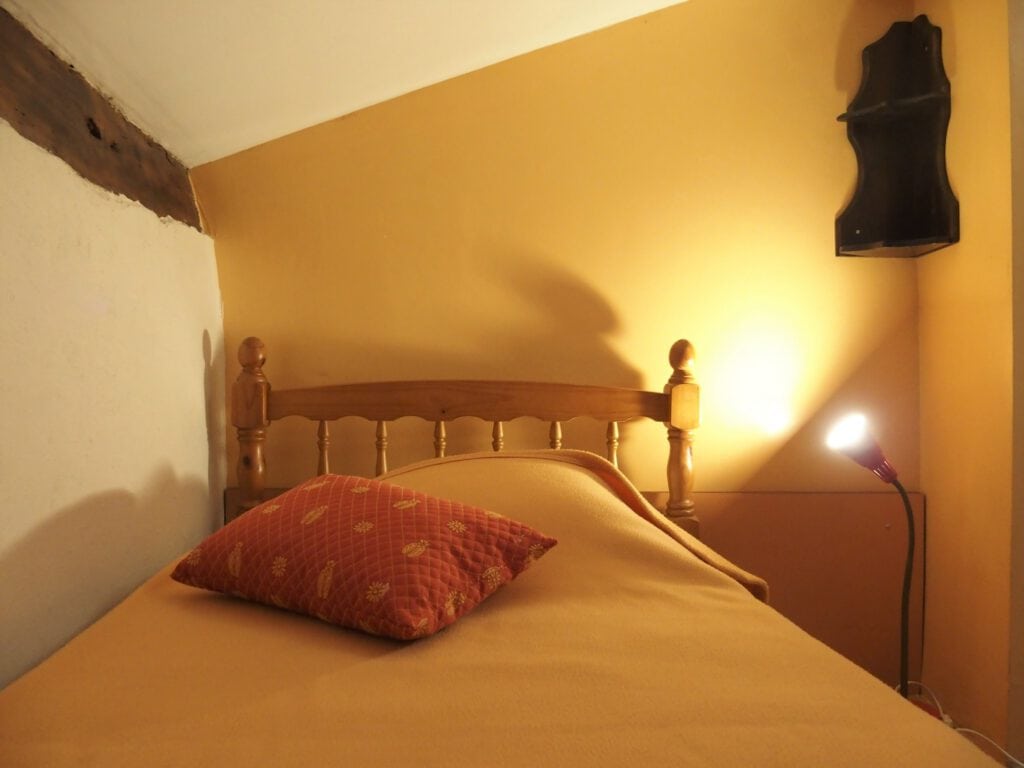 Gite les 4 chemins à Rians en Provence: mezzanine 1 personne