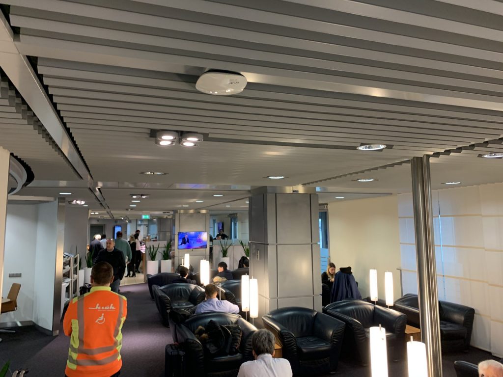 Lufthansa Senator Lounge in Düsseldorf Lufthansa Senator Lounge in Düsseldorf
