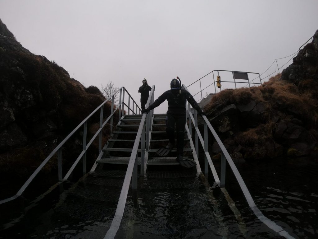 Schnorcheln in der Silfra Spalte Schnorcheln in der Silfra Spalte