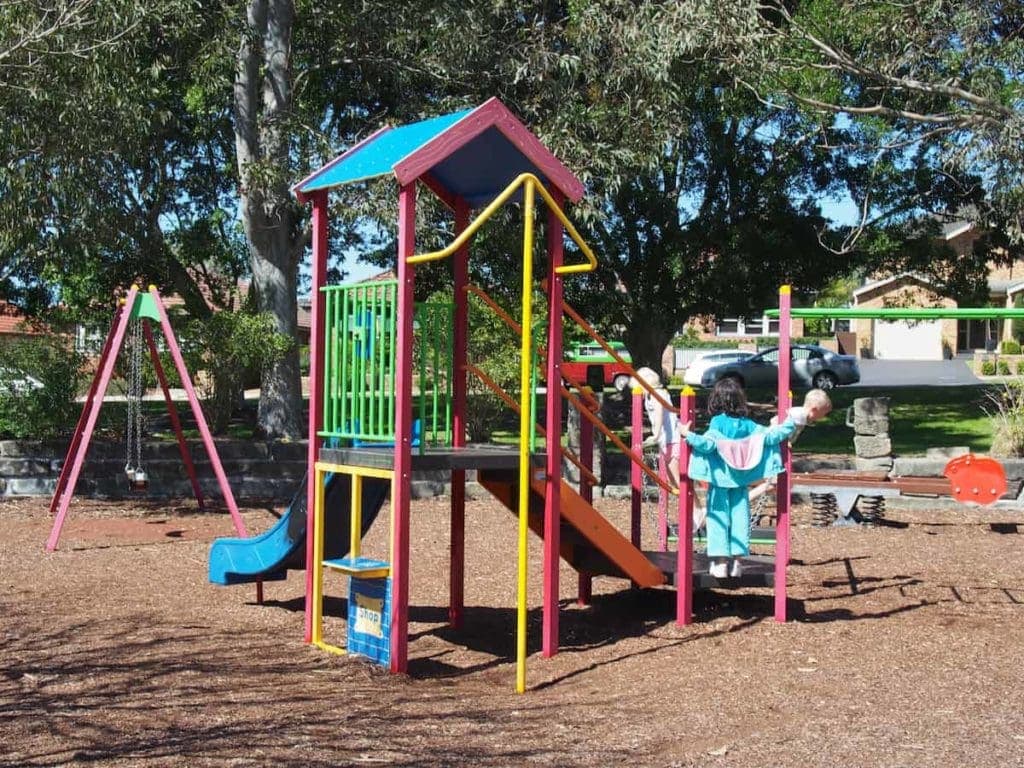 Henderson Park is a little neighbourhood park in Adamstown and is perfect for those with young kids. It features play equipment catering to little ones as well as plenty of grass to run around.