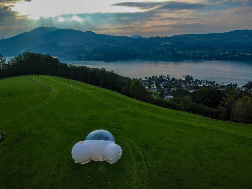 bubble hotel