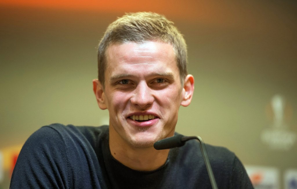 epa05011111 Borussia Dortmund's Sven Bender attends a press conference in Dortmund, Germany, 04 November 2015. Borussia Dortmund will face Qabala FK in the UEFA Europa League group stage soccer match on 05 November 2015. EPA/BERND THISSEN