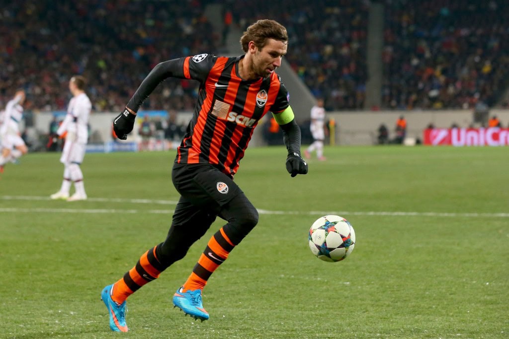 LVIV, UKRAINE - FEBRUARY 17: Darijo Srna of Donetsk runs with the ball during the UEFA Champions League round of 16 first leg match between FC Shakhtar Donetsk and FC Bayern Muenchen at Arena Lviv on February 17, 2015 in Lviv, Ukraine. (Photo by Alexander Hassenstein/Bongarts/Getty Images)