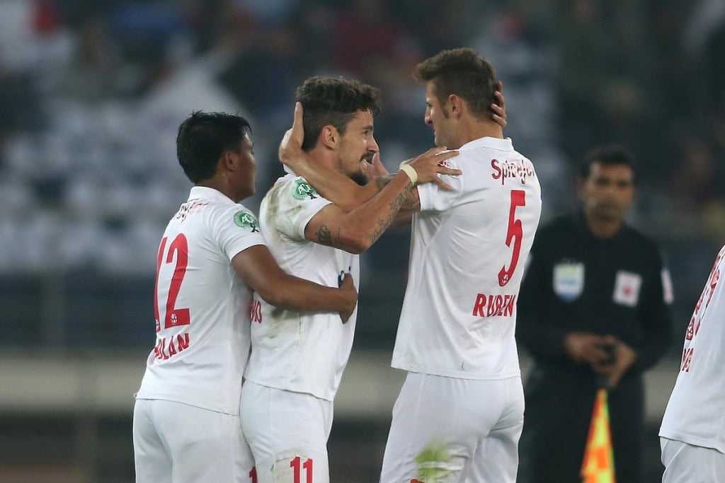 Marcelo Pereira membuka skor untuk Dynamos. (Foto Courtesy - ISL)
