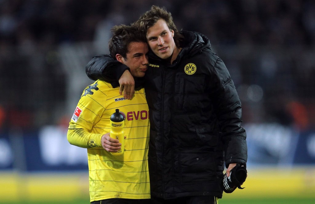 Advising his good friend to seek greener pastures. (Photo courtesy - Lars Baron/Bongarts/Getty Images)