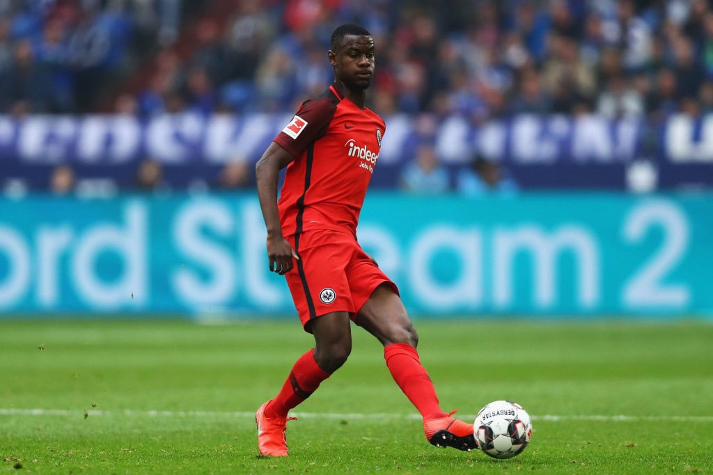 GELSENKIRCHEN, GERMANY - APRIL 06: Evan N'Dicka of Eintracht Frankfurt in action during the Bundesliga match between FC Schalke 04 and Eintracht Frankfurt at Veltins-Arena on April 06, 2019 in Gelsenkirchen, Germany. (Photo by Dean Mouhtaropoulos/Bongarts/Getty Images)