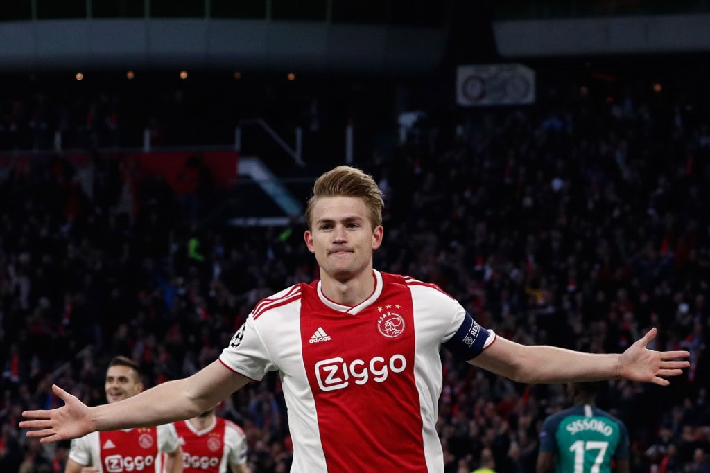 Barcelona's primary target de Ligt heading to Juventus (Photo credit should read ADRIAN DENNIS/AFP/Getty Images)