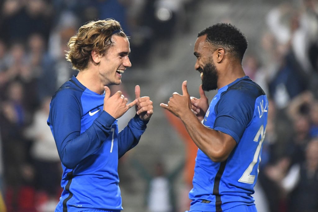 Atletico want Lacazette to replace Griezmann (Photo by DAMIEN MEYER/AFP/Getty Images)